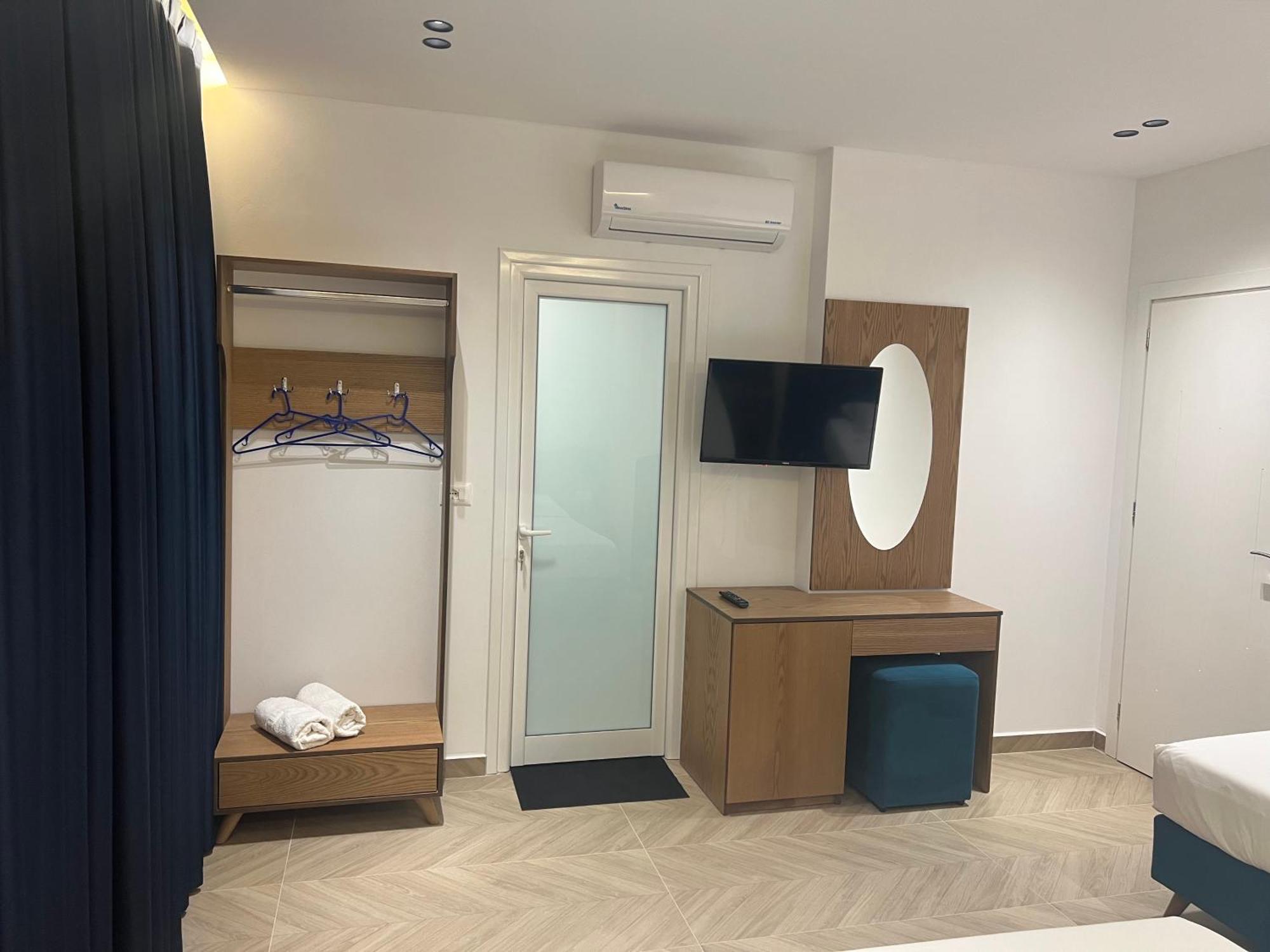 Agimi Hotel Ksamil Kültér fotó