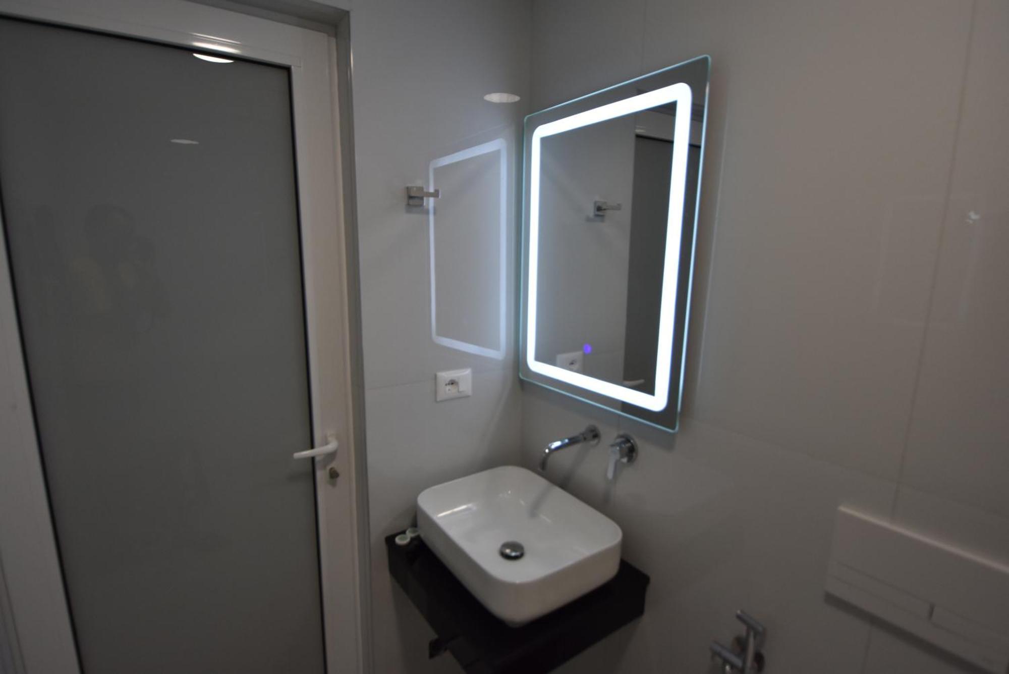 Agimi Hotel Ksamil Kültér fotó