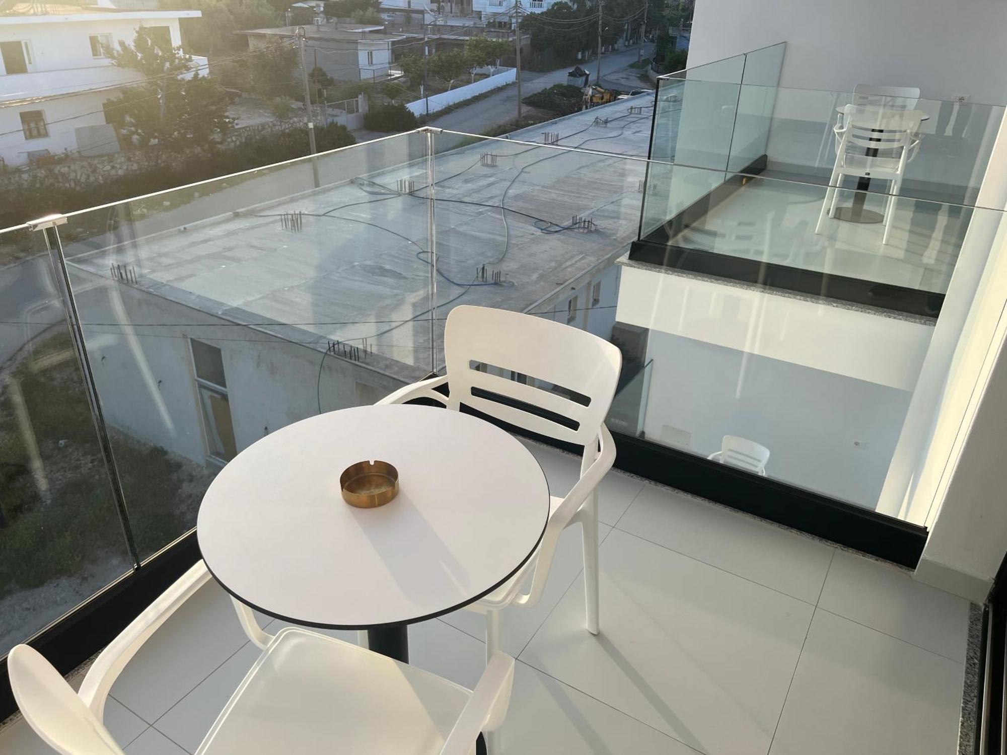 Agimi Hotel Ksamil Kültér fotó